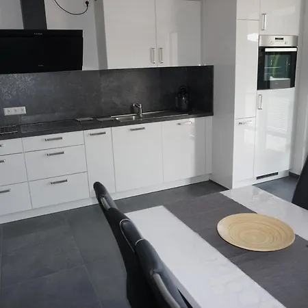 Schauinsland アパート ノイエンビュルク